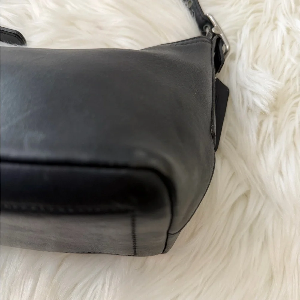 Vintage Coach Black Leather Shoulder Bag #9844